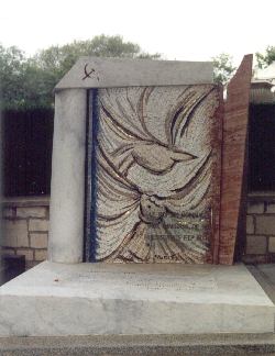 Le monument du Père Lachaise